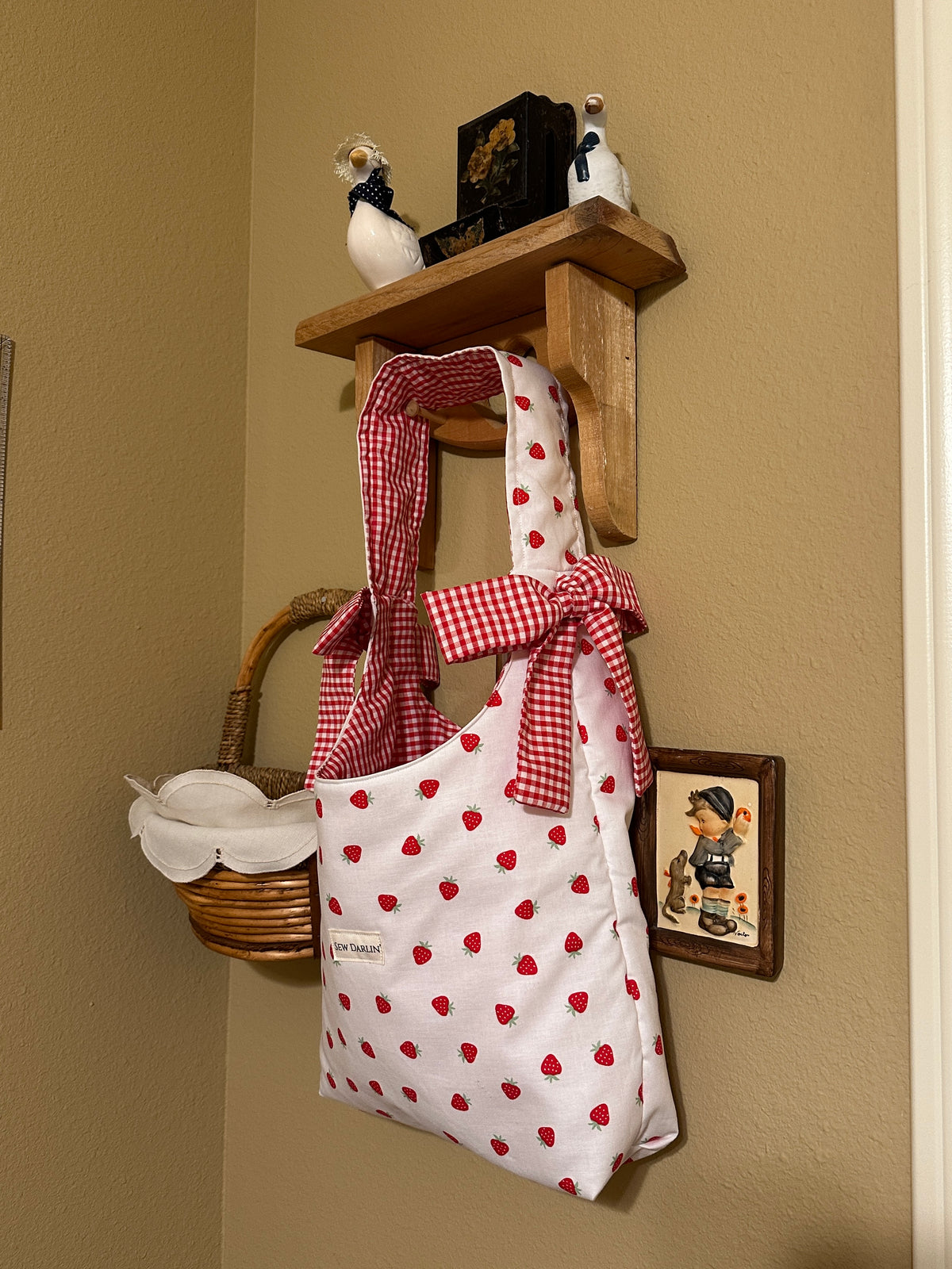 Strawberry Bow Tote